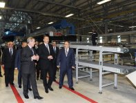 Президент Азербайджана принял участие в открытии завода по производству керамических плит в Гаджигабуле (ФОТО)