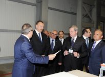 Президент Азербайджана принял участие в открытии завода по производству керамических плит в Гаджигабуле (ФОТО)