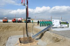 Президент Азербайджана принял участие в открытии завода по производству керамических плит в Гаджигабуле (ФОТО)