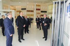 Президент Азербайджана принял участие в открытии завода по производству керамических плит в Гаджигабуле (ФОТО)