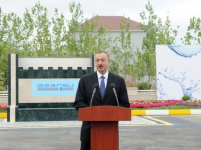 Президент Азербайджана принял участие в церемонии по случаю начала подачи питьевой воды в Гаджигабул (ФОТО)
