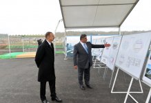 Президент Азербайджана принял участие в церемонии закладки фундамента Дворца водных видов спорта (ФОТО)