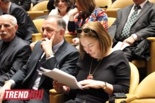 В Азербайджане открылся Международный форум молодых поэтов (фото)
