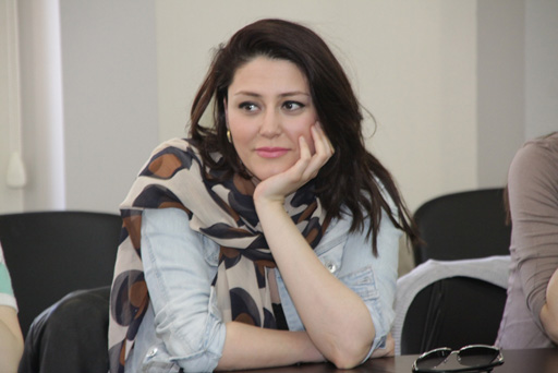 В рамках проекта "Книжный клуб" "Ирели" состоялась встреча с писателем Чингизом Абдуллаевым (фото)