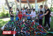 В Баку в рамках проекта Participate Public Art Festival прошел мастер-класс российской арт-студии "П.Т.Х." (фото)