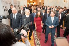 Лейла Алиева: Гейдар Алиев создал Азербайджан, который сегодня удивляет мир своими экономическими, политическими и культурными достижениями (ФОТО)