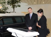 Azerbaijani President visits Heydar Aliyev Museum in Heydar Aliyev Center (PHOTO)