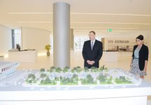 Azerbaijani President visits Heydar Aliyev Museum in Heydar Aliyev Center (PHOTO)
