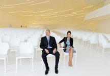 Azerbaijani President visits Heydar Aliyev Museum in Heydar Aliyev Center (PHOTO)