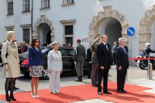 Azerbaijani President officially welcomed to Vienna (PHOTO)