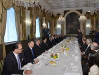 Президент Азербайджана встретился с президентом Федерации промышленности и главами крупных компаний Австрии (ФОТО)