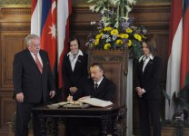 Президент Азербайджана Ильхам Алиев побывал в Венской мэрии (ФОТО)