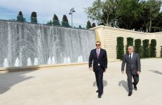 Президент Азербайджана ознакомился с условиями, созданными в Нагорном парке после реконструкции  (ФОТО) (версия 2)