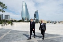 Президент Азербайджана ознакомился с условиями, созданными в Нагорном парке после реконструкции  (ФОТО) (версия 2)