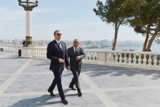 Президент Азербайджана ознакомился с условиями, созданными в Нагорном парке после реконструкции  (ФОТО) (версия 2)