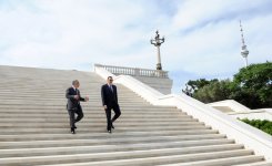 Президент Азербайджана ознакомился с условиями, созданными в Нагорном парке после реконструкции  (ФОТО) (версия 2)