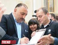 Две эпохи Баку в работах Бахрама Багирзаде "Тогда и сейчас" (фотосессия)