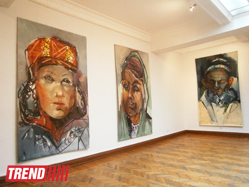 В Баку открылась выставка немецкой художницы Инги Шмидт (фото)
