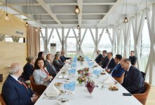 От имени Президента Азербайджана был дан рабочий обед