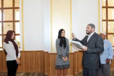 Мехрибан Алиева приняла участие в открытии мечети Имама Рзы после реконструкции в бакинском поселке Бина (версия 2) (ФОТО)