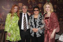 В Баку состоялся творческий вечер Гюльнары Халиловой (фотосессия)