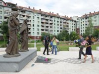 Лейла Алиева приняла участие в церемонии открытия центра для детей и молодежи с ограниченными возможностями зрения в Сараево (ФОТО)