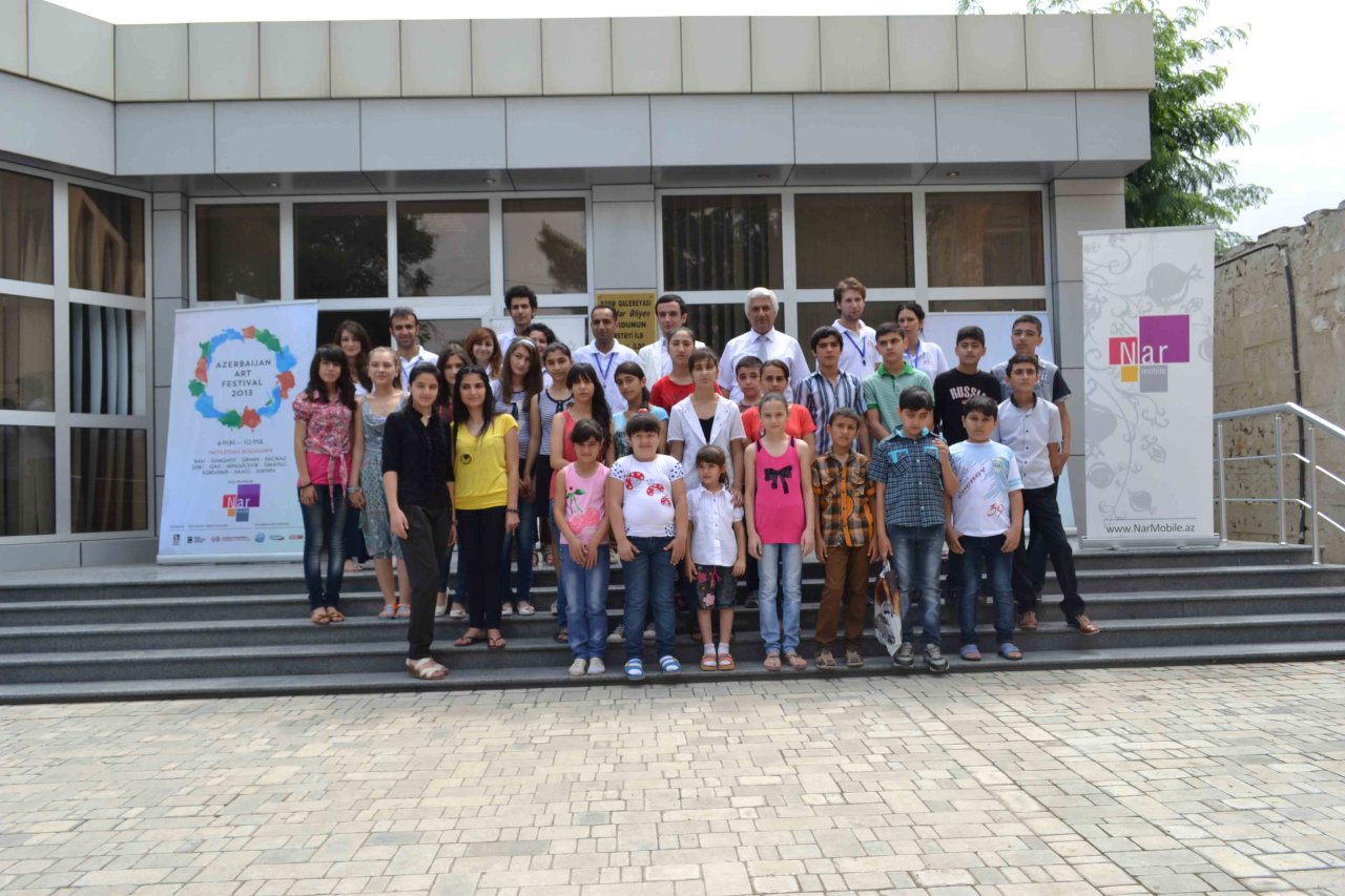 В Сальяне организована выставка в рамках "Azerbaijan Art Festival-2013" (фото)