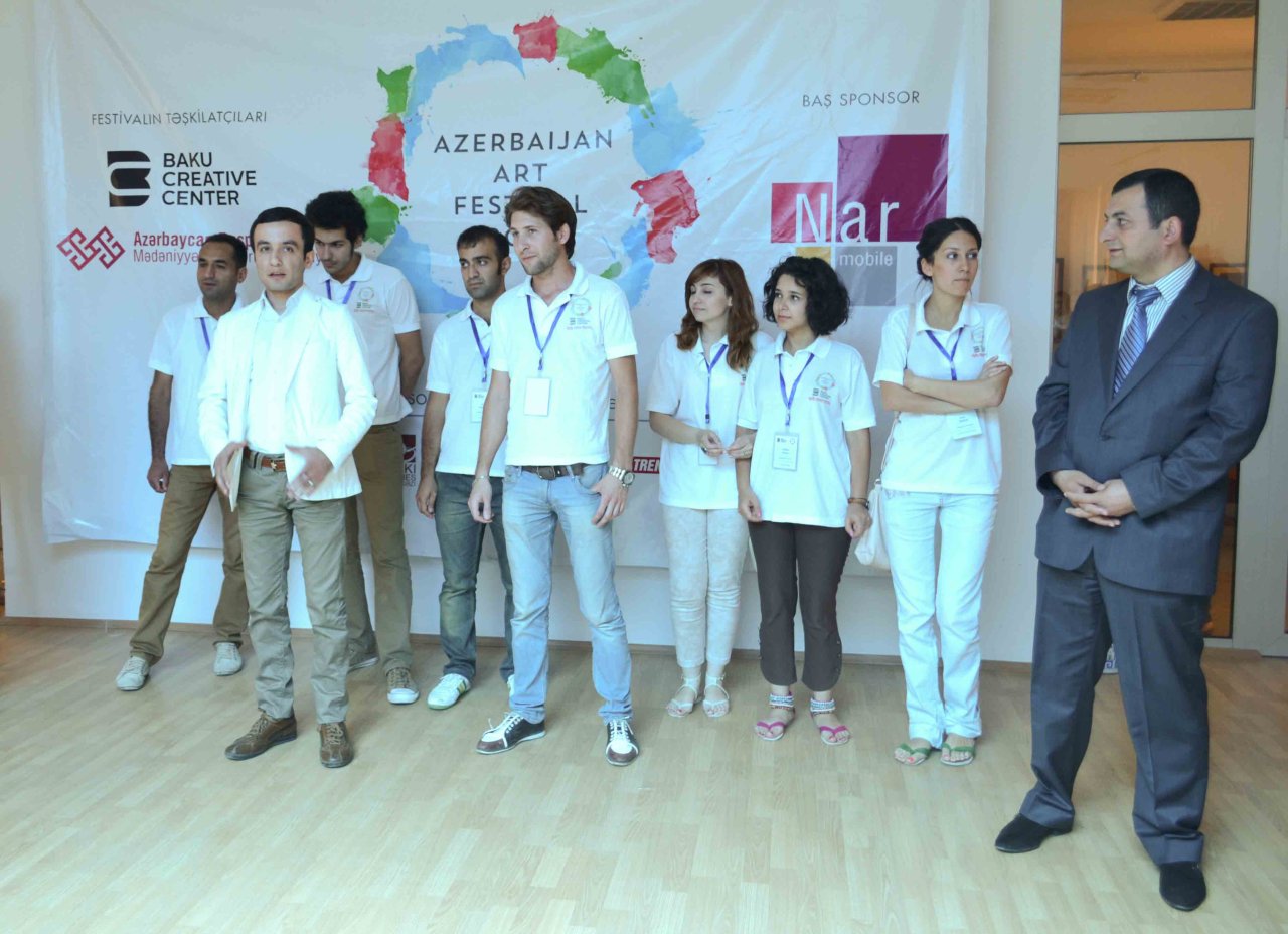 В Сальяне организована выставка в рамках "Azerbaijan Art Festival-2013" (фото)