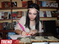 Ирана Гасымова презентовала книгу "Женщина, которая поэт" (фото)