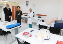 Президент Ильхам Алиев: В Азербайджане в любой сфере - в экономике, во всех сферах услуг должны быть самые высокие стандарты (ФОТО)
