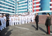 Президент Ильхам Алиев: В Азербайджане в любой сфере - в экономике, во всех сферах услуг должны быть самые высокие стандарты (ФОТО)