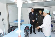 Президент Ильхам Алиев: В Азербайджане в любой сфере - в экономике, во всех сферах услуг должны быть самые высокие стандарты (ФОТО)