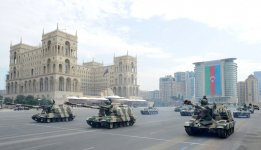 В Баку прошел военный парад (ФОТО) (ВИДЕО)
