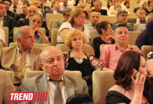 В Баку состоялся праздничный вечер, посвященный 140-летию создания азербайджанского театра (фото)