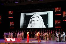 В Баку состоялся праздничный вечер, посвященный 140-летию создания азербайджанского театра (фото)