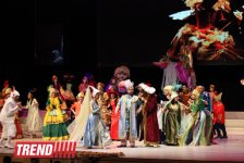 В Баку состоялся праздничный вечер, посвященный 140-летию создания азербайджанского театра (фото)
