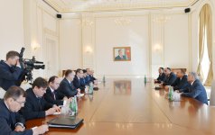 Президент Азербайджана принял делегацию во главе с премьер-министром Румынии