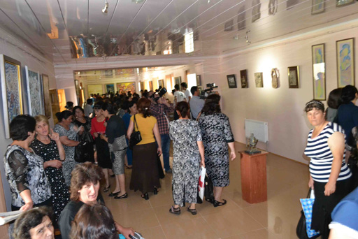 В Гахе состоялось открытие выставки в рамках "Azerbaijan Art Festival-2013" (фото)