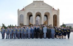 Президент Ильхам Алиев принял участие в церемонии по случаю 95-летия создания азербайджанской полиции (ФОТО)
