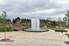 Президент Азербайджана ознакомился с условиями, созданными в парке культуры и отдыха имени Гейдара Алиева в Бинагадинском районе Баку после реконструкции (ФОТО)