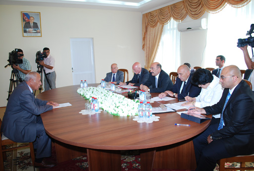 Министр культуры и туризма Азербайджана принял граждан в Губе (фото)