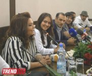 Ханенде Гюллю Мурадова презентовала альбом "Родная земля Карабах" (фото)