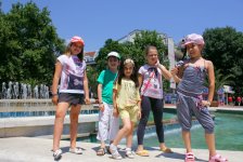 5-летняя Сельджан из Азербайджана добилась успеха  на Golden Sparkles (фото)