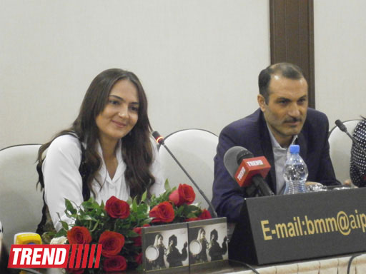 Ханенде Гюллю Мурадова презентовала альбом "Родная земля Карабах" (фото)