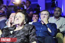 EMIN с успехом представил новую концертную программу в Баку (фотосессия)