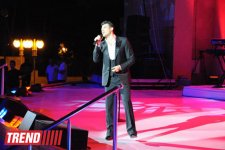 EMIN с успехом представил новую концертную программу в Баку (фотосессия)