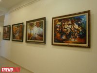 В Баку представлены осенние пейзажи известного художника Леонида Афремова (фото)