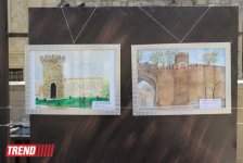 В Баку открылась выставка "Азербайджан и Узбекистан - глазами детей" (фотосессия)