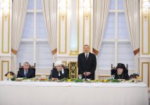 Президент Ильхам Алиев принял участие в церемонии ифтар по случаю священного месяца Рамазан (ФОТО)