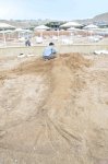 Скульптуры из песка и граффити на берегу Каспийского моря в Баку  (фотосессия)